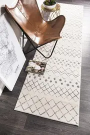 Oasis Selma White Runner Rug