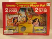 1995 Stereo cassette player pak Snow white Pocahontas headphones 2 books