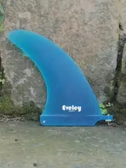 7.25" Classic Center Fin, blue Pro Glass with a machined finish.