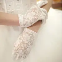 在飛比找蝦皮購物優惠-新娘手套 短款蕾絲手套 白/紅/黑 婚紗禮服 新娘手套 Sa