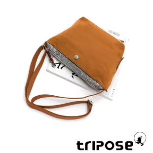 tripose 漫遊系列三角斜背包 稻禾駝