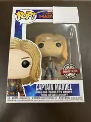 Captain Marvel Captain Marvel with Jacket Exclusive Pop! Vinyl Figure #435