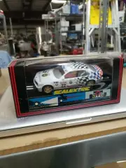 BMW 318i westminister Scalextric electric model Racing car magnatraction