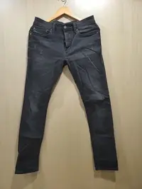 在飛比找Yahoo!奇摩拍賣優惠-DIESEL TEPPHAR 084NG 黑色牛仔褲
