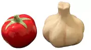 New Kitchen Veggie Tomato & Garlic Mini Salt & Pepper Shaker Set - Measures 2".