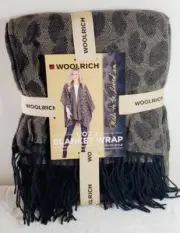 Woolrich Womens Cozy Blanket Shawl Cardigan Fleece Leopard Print One Size