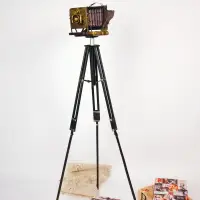 在飛比找樂天市場購物網優惠-歐式復古鐵藝做舊仿真落地三腳架照相機模型攝影道具家居裝飾擺件