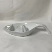 Simple Dining White Ceramic Porcelain Manual Citrus Juicer