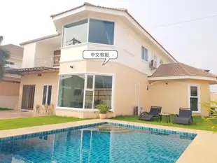 芭達雅中央區的7臥室 - 900平方公尺/8間專用衛浴Central pattaya 7 bedroom pool villa #236