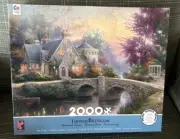 2018 THOMAS KINKADE PAINTER OF LIGHT LAMPLIGHT MANOR 2000 PIECE JIGSAW PUZZLE