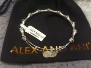 Alex and Ani Silver Link Expandable Bracelet NWT Dust Bag