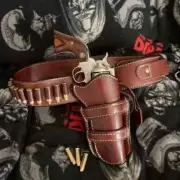 WESTERN LEATHER HOLSTER GUN BELT 44 / 45 BROWN HAND MADE COWBOY REVOLVER PISTOL.