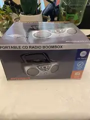 SYLVANIA Portable CD Radio Boombox