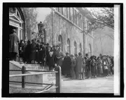 Photo:Crowds at Mitchell Court Martial,10/28/25,October 1925,1