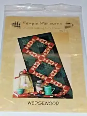 WEDGEWOOD table runner quilt pattern by SIMPLE PLEASURES shortcut quilts