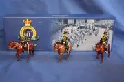 Britain's Queen Elizabeth II-The Golden Jubilee 4th Queens Own Hussars #40278