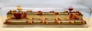 Z SCALE 16" 2-LEVEL -FALL FOLIAGE SCENE-DISPLAY CASE -FOR ANY Z TRAINS