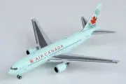 AC419649 AeroClassics 767-200 1/400 Model C-GDSY Air Canada