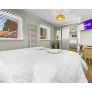 Whitsun 1.5 - An Apartment That Sleeps 4 Guests In 2 Bedrooms