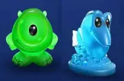 Ooshies - Woolworths 2020 - Hologram Dory + Glow in the Dark Mike