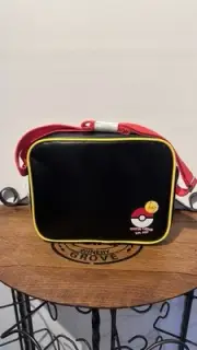 Pokémon Pikachu Lunch Bag Zak! Black Insulated Pikachu. Authentic New With Tags