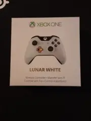 Lunar White Special Edition Xbox One Wireless Controller NEW