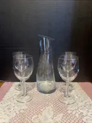 Circleware-Celine-Wine Decanter And 4 Glasses