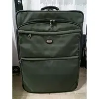 在飛比找蝦皮購物優惠-Pathfinder行李箱 二手行李箱（綠色）