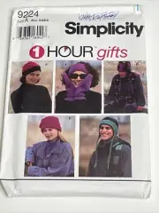 Simplicity Outerwear Hat Mitten Scarf Adult & Teen Uncut Sewing Pattern 9224