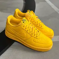 在飛比找蝦皮購物優惠-Nike Air Force 1 Low WP Triple