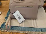 STEVE MADDEN WALLET WRISTLET MAUVE SMOOTH TEXTURED SILVER ZIPPER