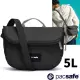 【Pacsafe】Go Anti Theft Saddle Crossbody 防盜斜背包5L.單肩側背包.RFID護照包/容量可擴充.防割裂鋼網.防割背帶/35140130 噴射黑