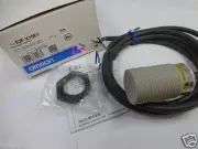 1pcs NEW Omron Proximity Switch E2F-X10E1 12-24VDC