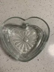 Libbey Heart Shaped Clear Heavy Glass 6" BOWL DISH Candy Trinket Nut