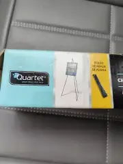 Quartet Instant Easel
