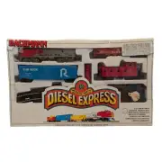 Bachmann Diesel Express Santa Fe HO Electric Train Set 00091 SEALED