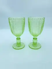 Shannon Green Twill Crystal Wine Goblet Emerald Beverage Wine Glass Set of 2 NEW