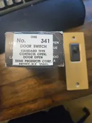 Trine 341 Electric Door Switch. Contacts open: door open