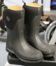 MUCK BOOT Women's Chore Mid Lightweight Waterproof Black Work Boots - Size 11M