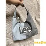 【優選好物】LEE 側背小包 手提包 TWITCH LOGO MINI TOP HANDBAG