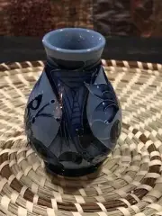 MOORCROFT POTTERY 2002 "HARTGRING" VASE 7/3 NIB (B)
