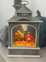 Fall Snow Globe "Americana in the Fall"