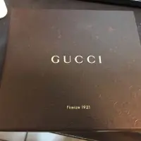 在飛比找蝦皮購物優惠-GUCCI撞色短夾～奇摩購物中心購入～有購證。