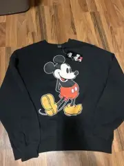 Micky mouse crew neck SIZE S