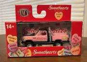 M2 Machines Sweethearts 1979 Dodge 150 Macho Power Wagon NEW 2025 WMTS22 25-01