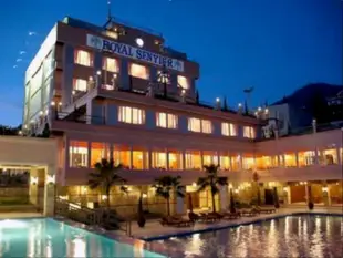 沙努爾皇家飯店Royal Senyiur Hotel