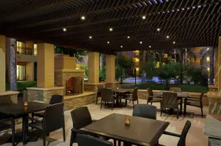 Embassy Suites by Hilton Phoenix Tempe