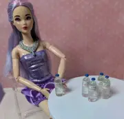 Barbie Bottle Water Evian 5 pieces.
