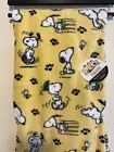 Peanuts Snoopy Yellow VelvetSoft Peanut Snoopy Throw 50x70 inch