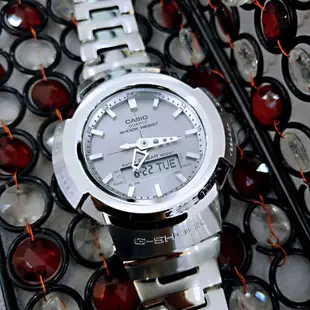 【G-SHOCK】復刻太陽能雙顯經典潛水錶-全金屬色 AWM-500D-1A8 現代鐘錶